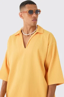 Pleated Oversized Boxy V Neck Shirt | BoohooMAN UK