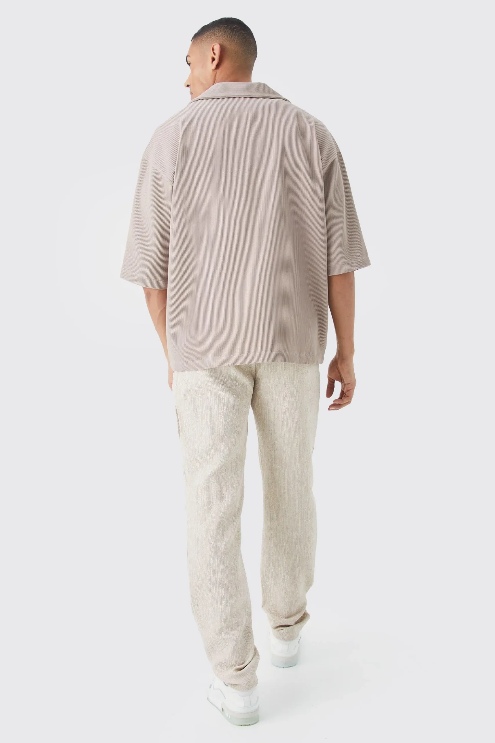 Pleated Oversized V Neck Shirt | BoohooMAN UK