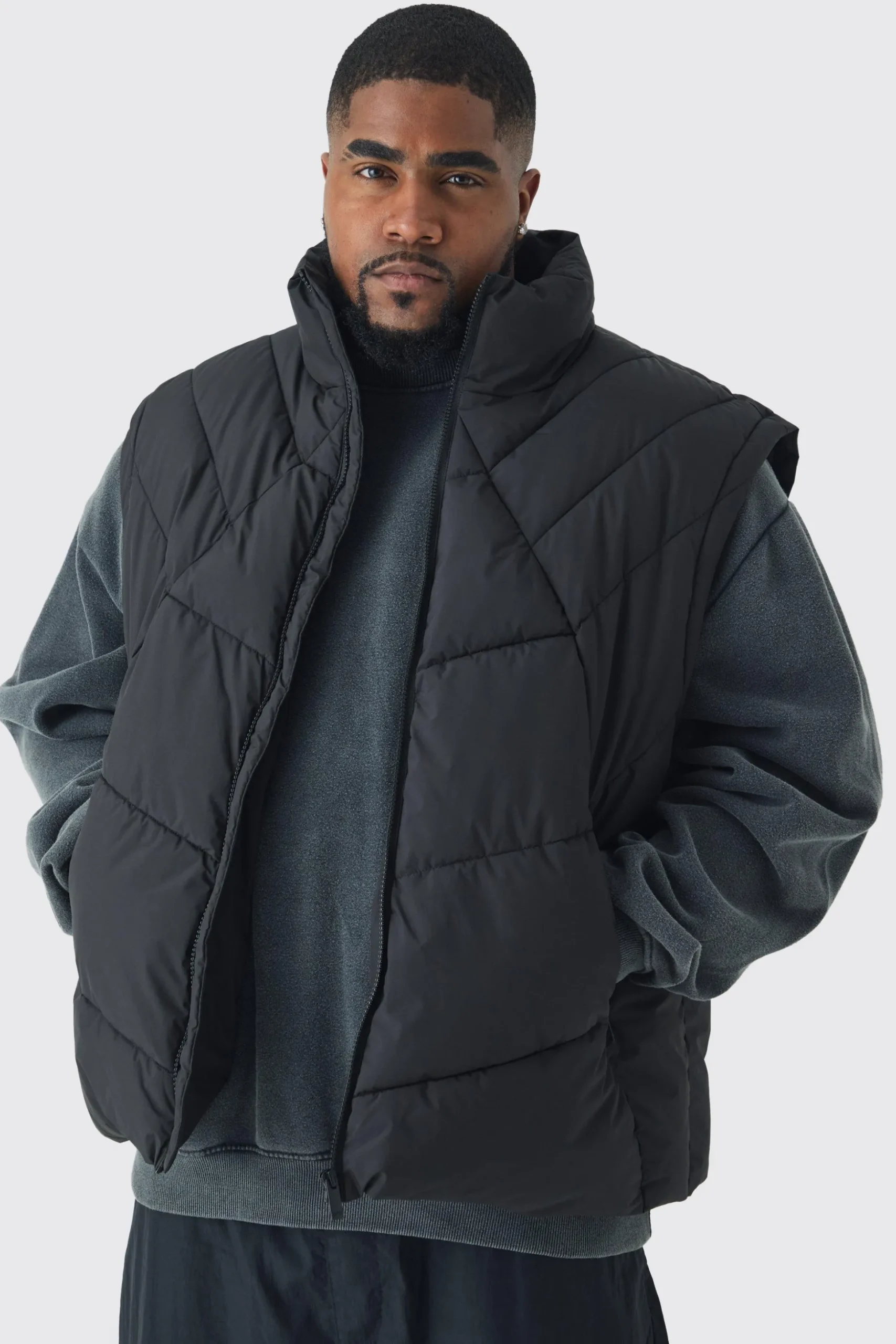 Plus Abstract Quilted Funnel Neck Gilet In Black | BoohooMAN UK
