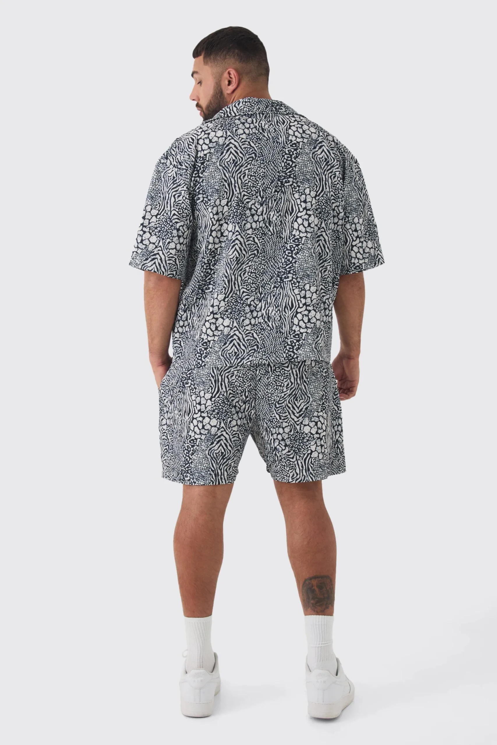 Plus Animal Printed Oversized Short Sleeve Pleated Shirt & Short Set | BoohooMAN UK