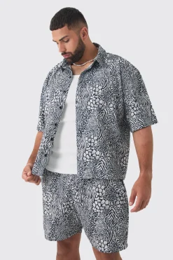 Plus Animal Printed Oversized Short Sleeve Pleated Shirt & Short Set | BoohooMAN UK