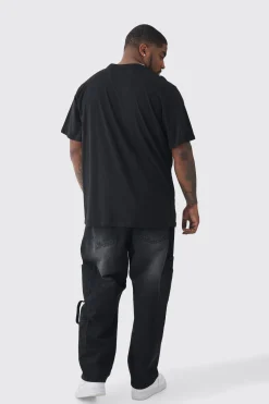 Plus Attack On Titan Anime Printed Licensed T-shirt In Black | BoohooMAN UK