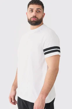 Plus Contrast Panel T-shirt | BoohooMAN UK