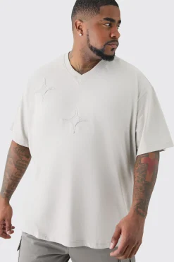 Plus Distressed Applique Loose V Neck T-shirt In Grey | BoohooMAN UK