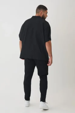 Plus Drop Revere Pleated Polo In Black | BoohooMAN UK