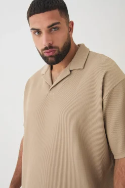 Plus Drop Revere Pleated Polo In Taupe | BoohooMAN UK
