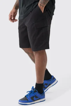 Plus Elasticated Waist Black Relaxed Fit Cargo Shorts | BoohooMAN UK