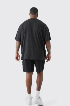 Plus Elasticated Waist Black Slim Fit Cargo Shorts | BoohooMAN UK