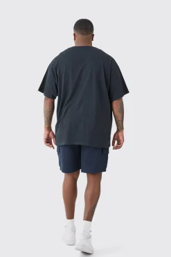 Plus Elasticated Waist Navy Slim Fit Cargo Shorts | BoohooMAN UK