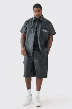 Plus Elasticated Waist PU Cargo Short | BoohooMAN UK