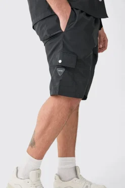 Plus Elasticated Waist Relaxed Nylon Man Cargo Short | BoohooMAN UK