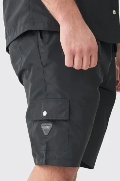 Plus Elasticated Waist Relaxed Nylon Man Cargo Short | BoohooMAN UK