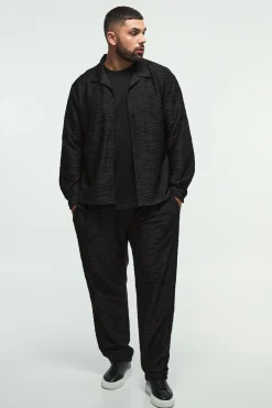 Plus Elevated Pleated Shirt And Straight Fit Trouser Set In Black | BoohooMAN UK