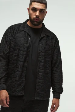 Plus Elevated Pleated Shirt And Straight Fit Trouser Set In Black | BoohooMAN UK
