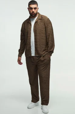Plus Elevated Pleated Shirt And Straight Fit Trouser Set In Mocha | BoohooMAN UK