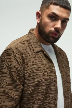 Plus Elevated Pleated Shirt And Straight Fit Trouser Set In Mocha | BoohooMAN UK