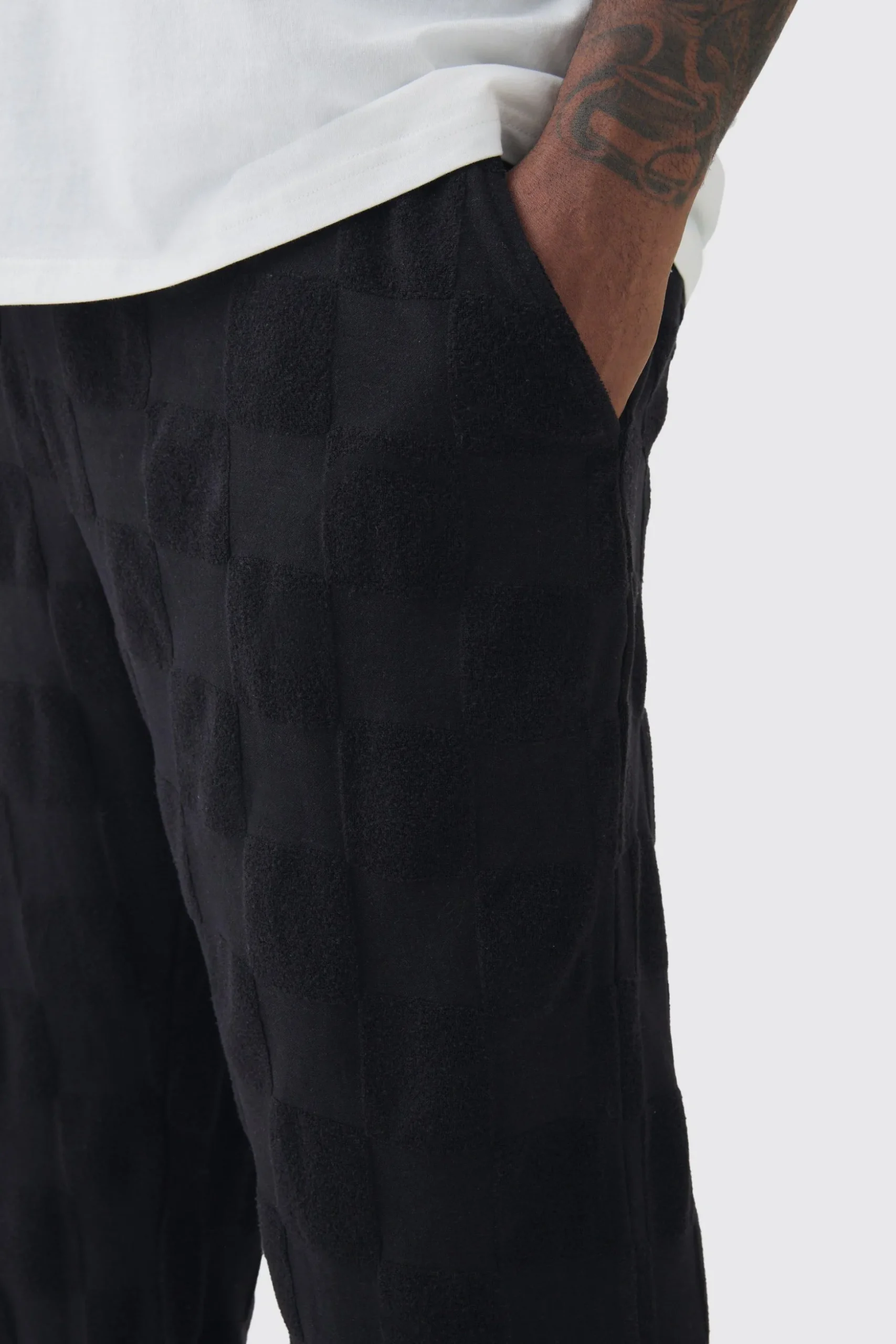 Plus Embossed Checkered Towelling Trouser & T-shirt Set Black | BoohooMAN UK