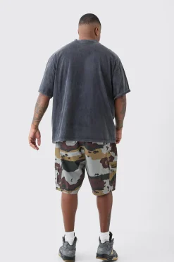 Plus Fixed Waist Camo Twill Cargo Short | BoohooMAN UK