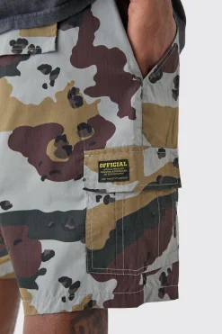 Plus Fixed Waist Camo Twill Cargo Short | BoohooMAN UK