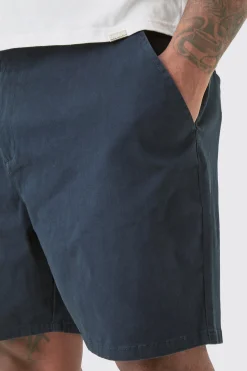 Plus Fixed Waist Navy Slim Fit Chino Shorts | BoohooMAN UK
