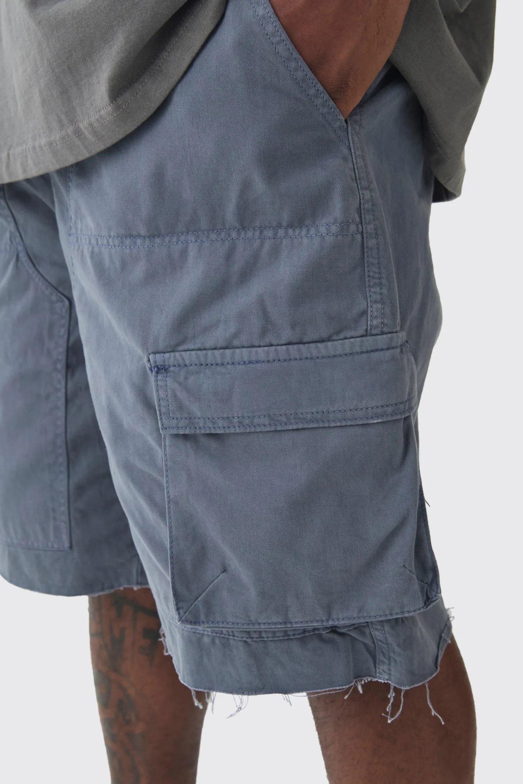 Plus Fixed Waist Raw Hem Relaxed Cargo Shorts | BoohooMAN UK