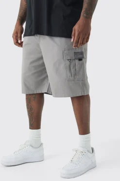 Plus Fixed Waist Twill Relaxed Cargo Zip Detail Tab Short | BoohooMAN UK