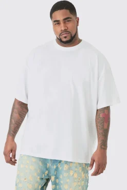 Plus Graffiti Homme Worldwide Back Print T-shirt In White | BoohooMAN UK
