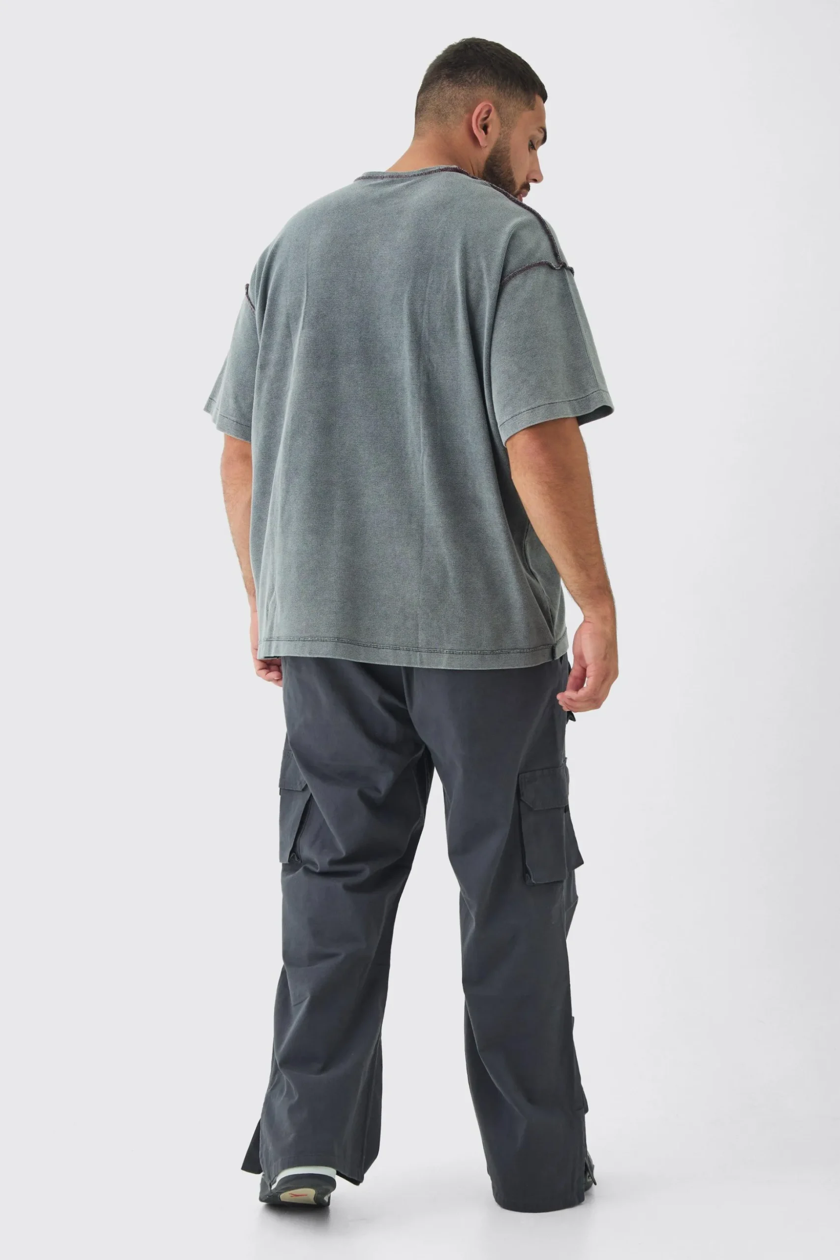 Plus Knitted Distressed Boxy Oversized T-shirt | BoohooMAN UK