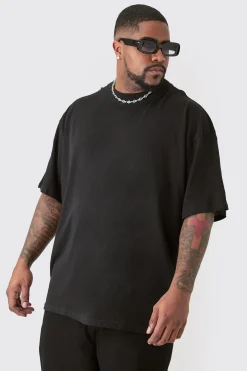 Plus Limited Edition Moto Over The Seam Graphic Back Print T-shirt In Black | BoohooMAN UK