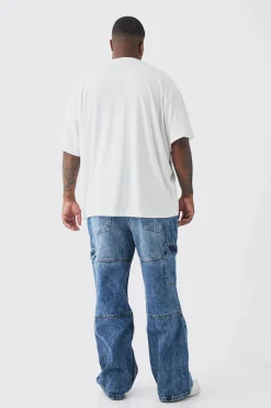 Plus Lips Graphic Oversized T-Shirt | BoohooMAN UK
