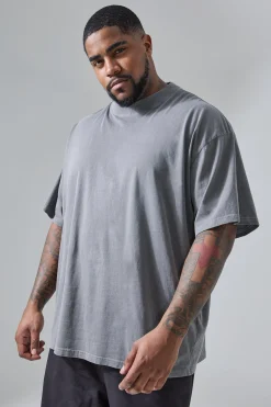 Plus Man Active Gym Oversized Overdyed Rep T-shirt | BoohooMAN UK