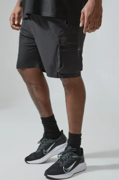 Plus Man Active Lightweight 5inch Regular Fit Cargo Shorts | BoohooMAN UK