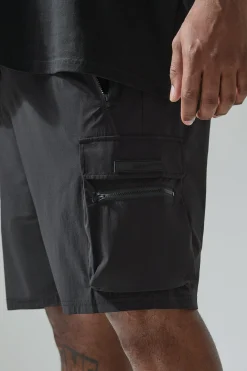 Plus Man Active Lightweight 5inch Regular Fit Cargo Shorts | BoohooMAN UK
