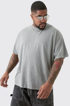 Plus Monaco Moto Back Print Graphic T-shirt In Grey | BoohooMAN UK