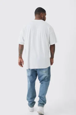 Plus Nasa Printed Licensed T-shirt In White | BoohooMAN UK