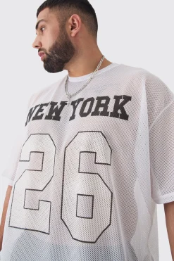 Plus New York Printed Varsity Mesh Basketball T-shirt In White | BoohooMAN UK