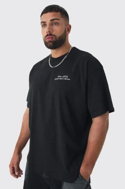 Plus NFL Licence Badge T-shirt In Black | BoohooMAN UK
