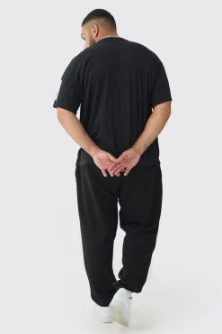 Plus Oversized Airbrush Cross Print T-Shirt | BoohooMAN UK