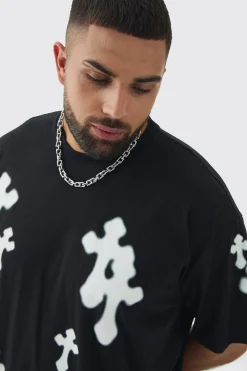 Plus Oversized Airbrush Cross Print T-Shirt | BoohooMAN UK