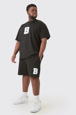 Plus Oversized Applique T-shirt & Short Set | BoohooMAN UK