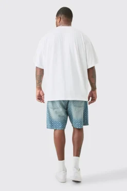 Plus Oversized Crew Neck T-shirt | BoohooMAN UK