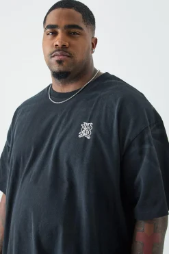 Plus Oversized Dark Tropics Wash T-shirt | BoohooMAN UK