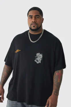 Plus Oversized Dragon Embroidered T-shirt | BoohooMAN UK