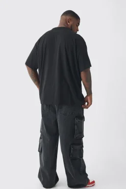 Plus Oversized Eazy E Large Scale License Print T-Shirt | BoohooMAN UK