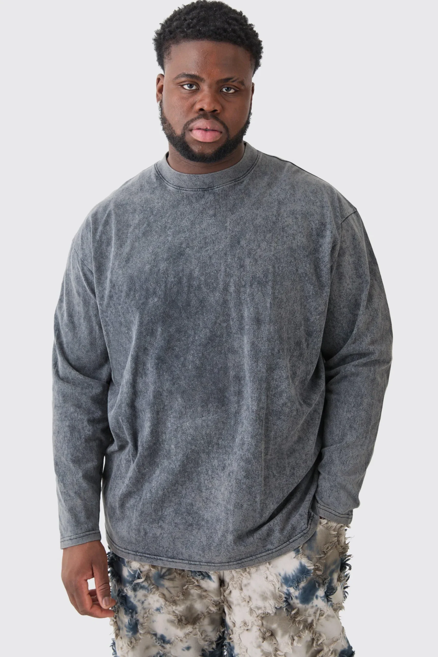 Plus Oversized Extended Neck Laundered Wash Long Sleeve T-shirt | BoohooMAN UK