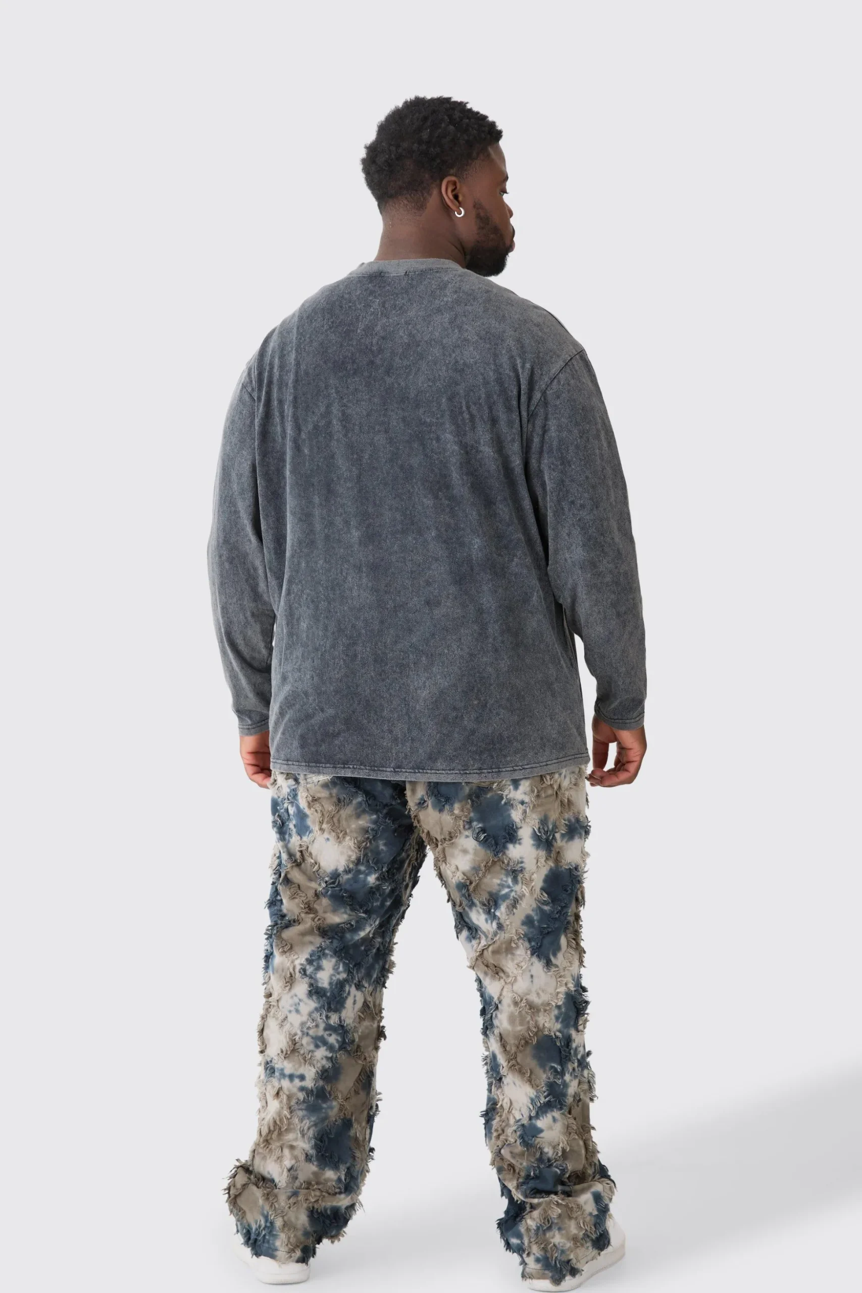 Plus Oversized Extended Neck Laundered Wash Long Sleeve T-shirt | BoohooMAN UK