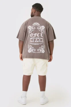 Plus Oversized Extended Neck Washed T-shirt | BoohooMAN UK
