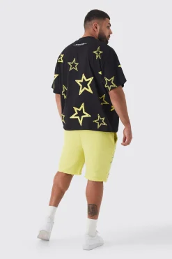 Plus Oversized Extended Neck Limited Star Print T-shirt | BoohooMAN UK