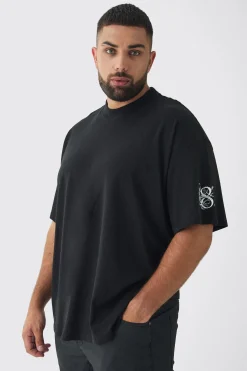 Plus Oversized Extended Neck Homme Print T-Shirt | BoohooMAN UK