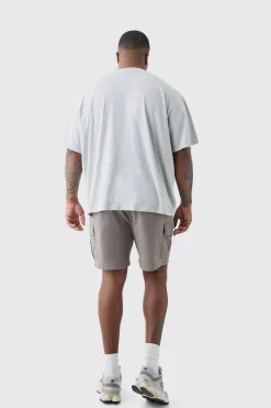 Plus Oversized Floral Stencil Print T-shirt In Grey | BoohooMAN UK